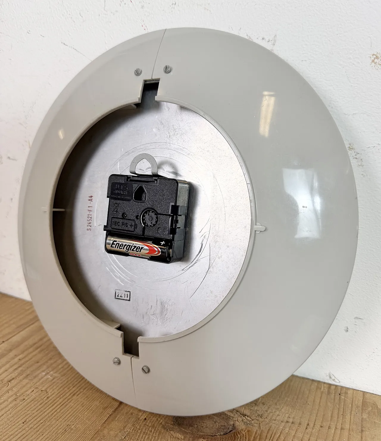 Grey Industrial Factory Wall Clock from Siemens, 1970s 16