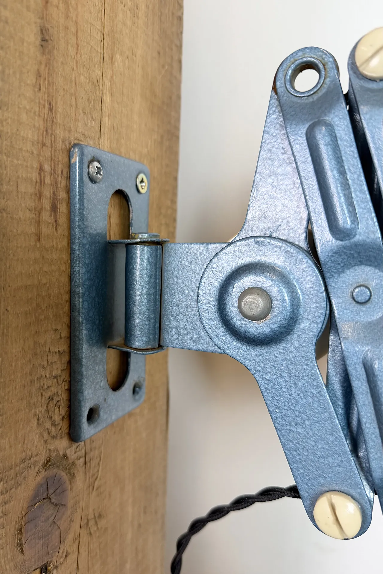 Industrial East German Scissor Lamp from Reif Dresden, 1950s 12