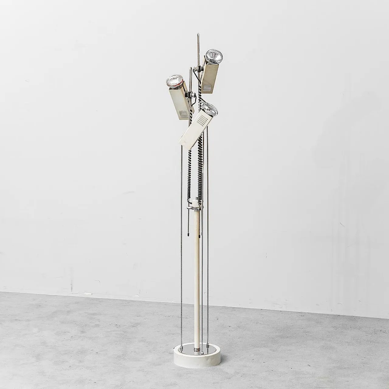 Industrial floor lamp with 3 lights, Joe Colombo style, 70s 1