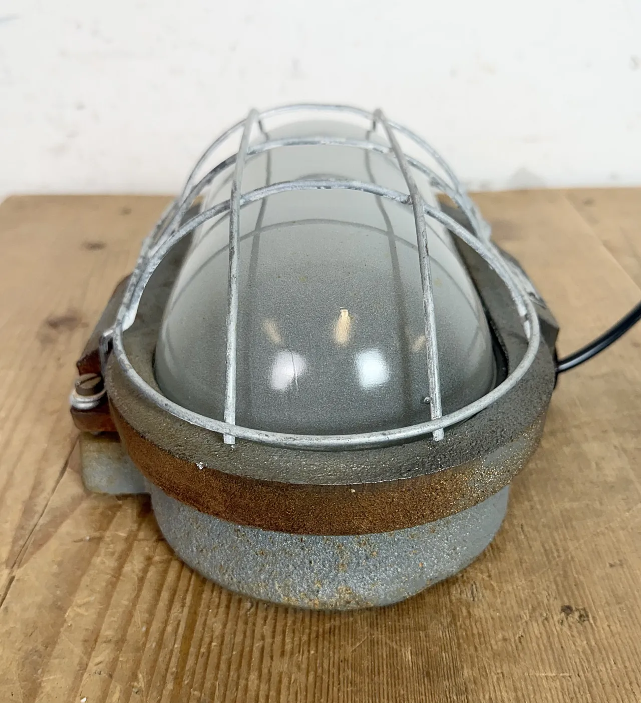 Grey Industrial Cast Iron Wall Light from Elektrosvit, 1960s 4