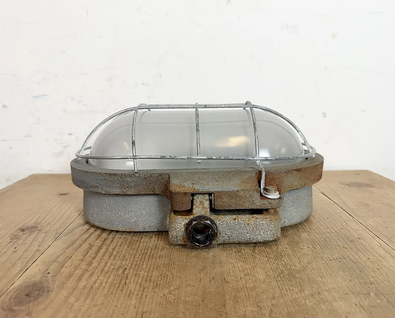 Grey Industrial Cast Iron Wall Light from Elektrosvit, 1960s 13