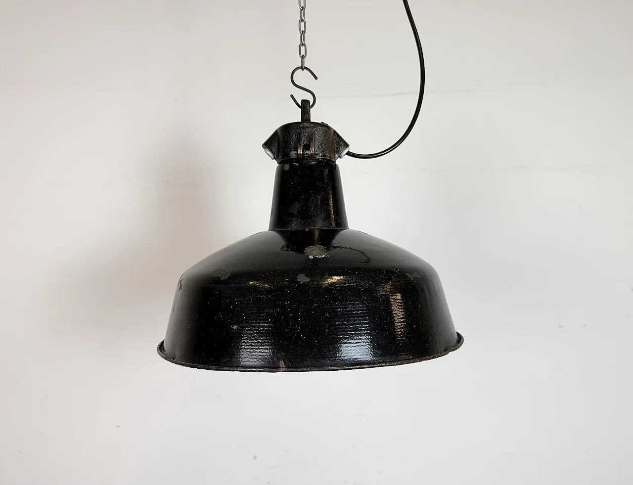 Industrial Black Enamel Factory Lamp with Cast Iron Top, 1950s 2