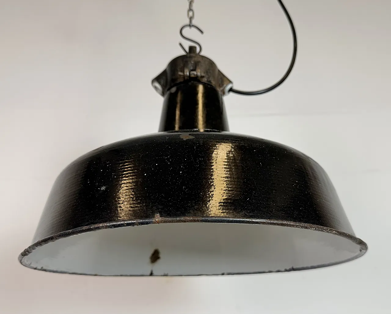 Industrial Black Enamel Factory Lamp with Cast Iron Top, 1950s 8
