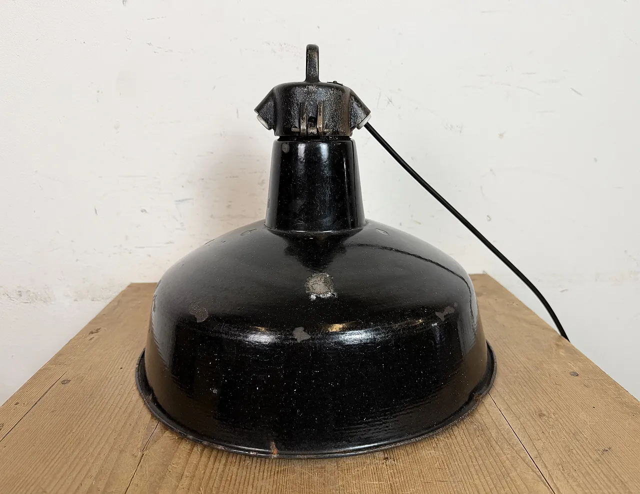 Industrial Black Enamel Factory Lamp with Cast Iron Top, 1950s 13