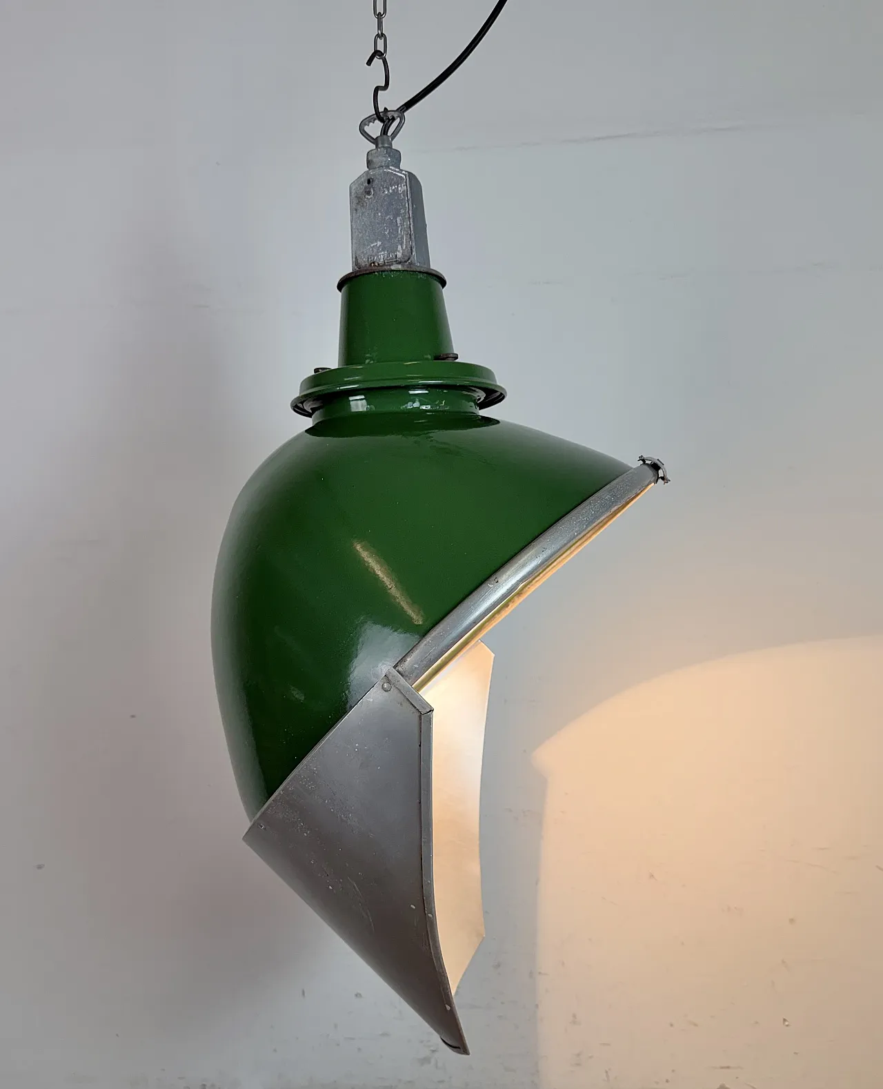 Large Industrial British Green Enamel Factory Pendant Lamp from Benjam 7