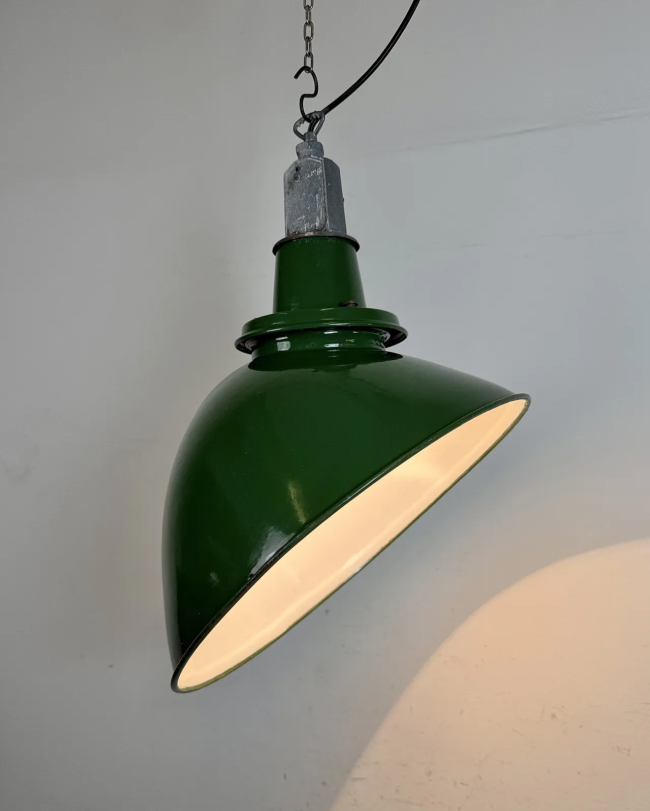 Large Industrial British Green Enamel Factory Pendant Lamp from Benjam 13