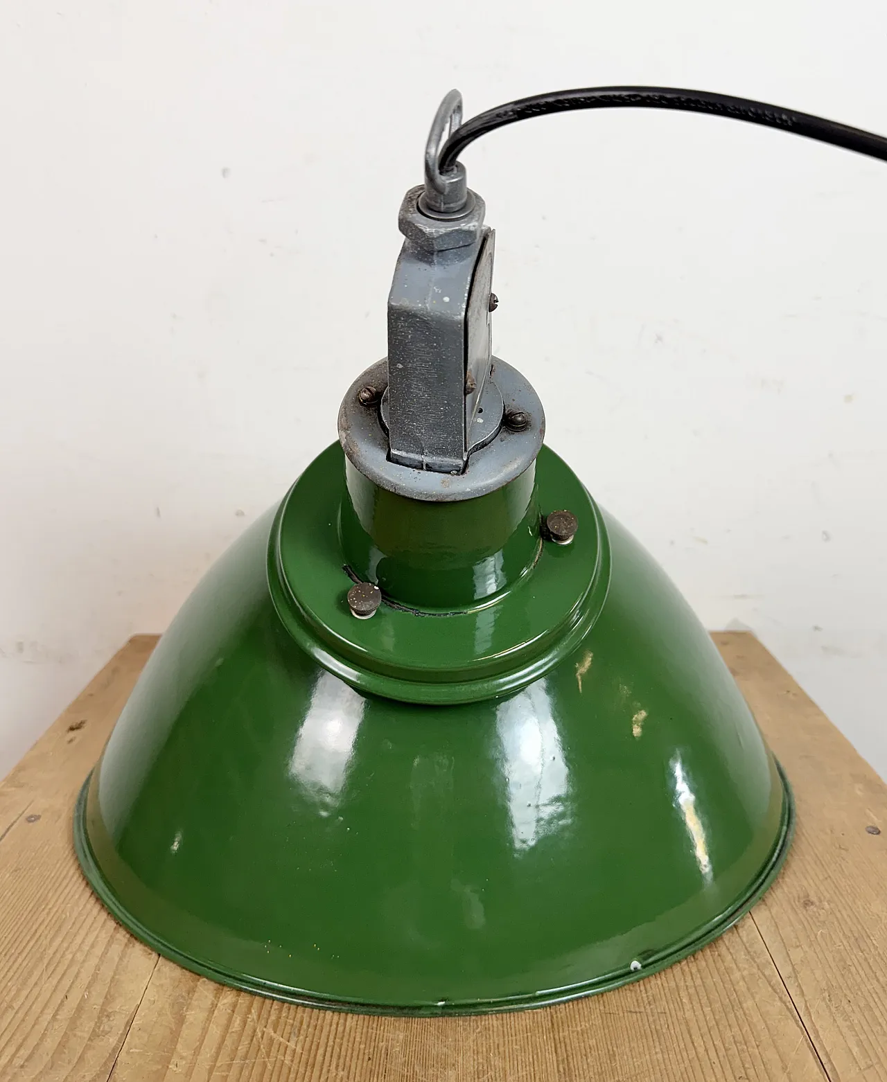 Large Industrial British Green Enamel Factory Pendant Lamp from Benjam 16