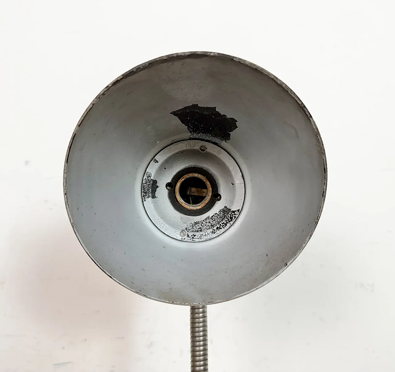 Lampada da tavolo vintage a collo di cigno in bachelite marrone, anni '50 13
