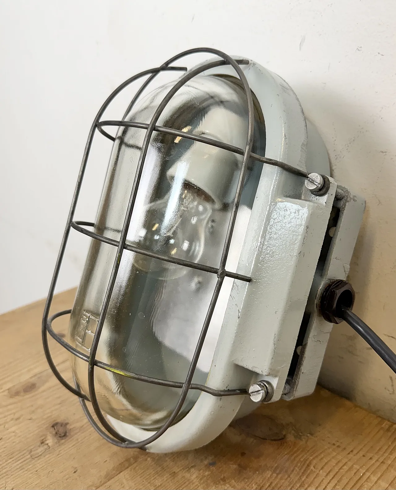 Industrial Cast Aluminium Wall Light with Clear Glass from Elektrosvit 14