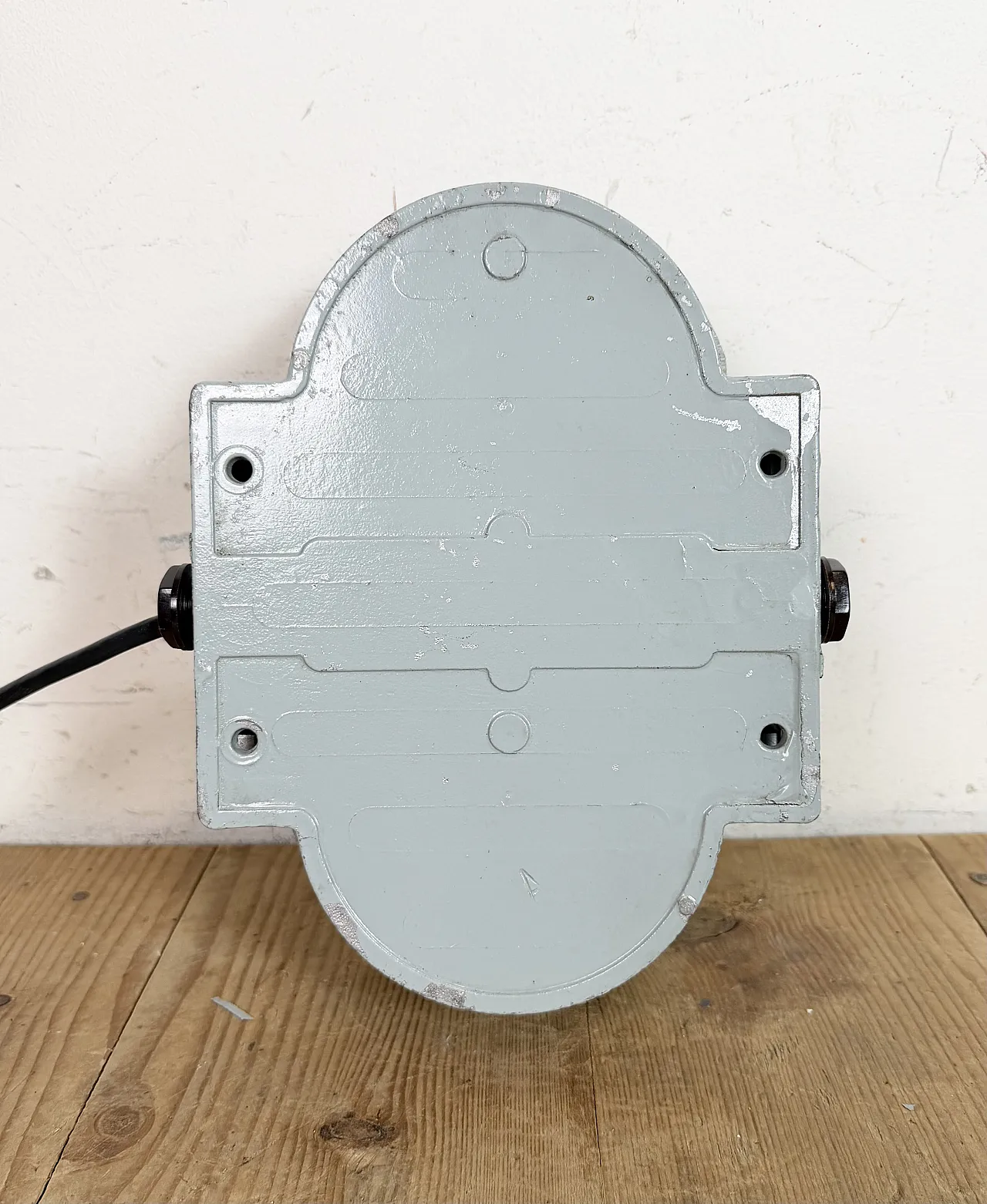 Industrial Cast Aluminium Wall Light with Clear Glass from Elektrosvit 15