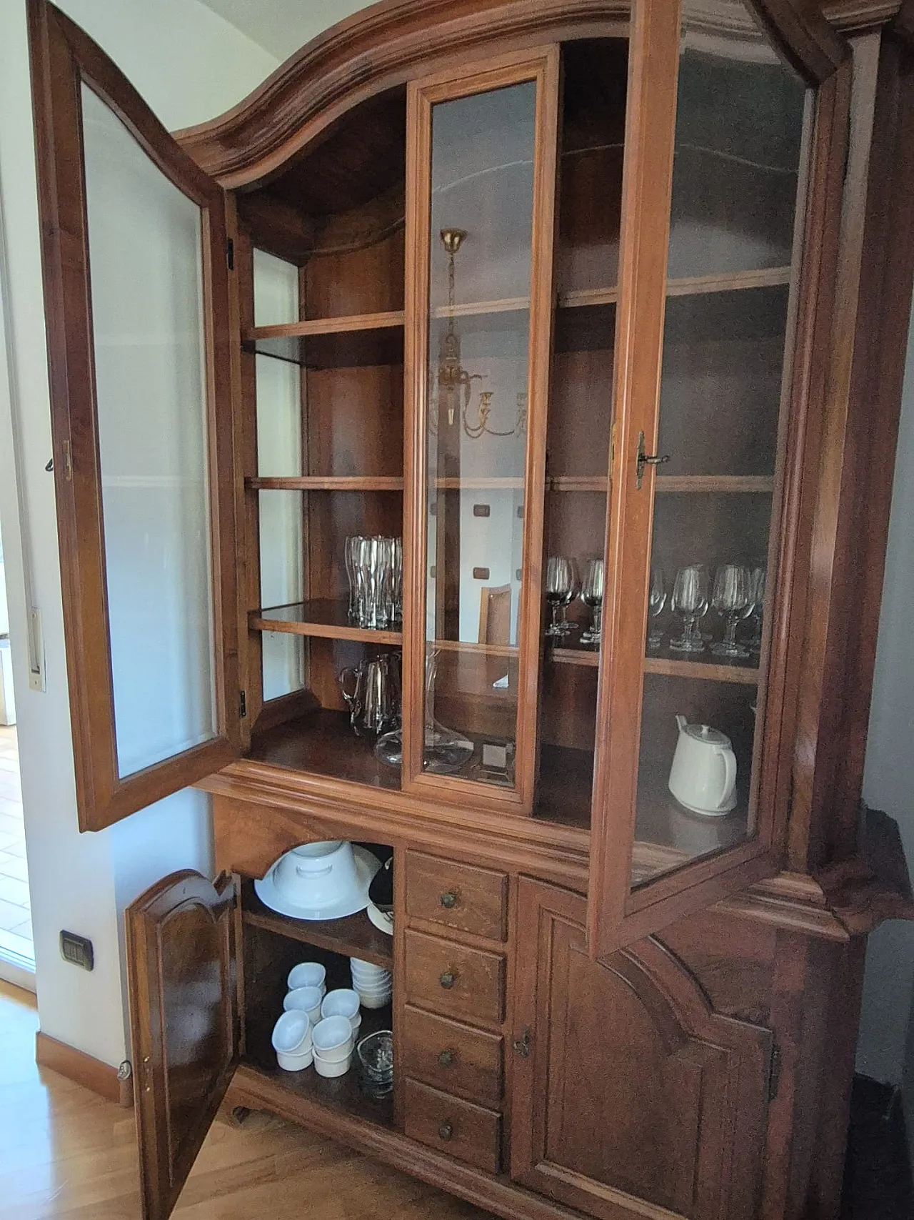 Toaldo glassware in solid walnut with ground crystals, 2000s 1
