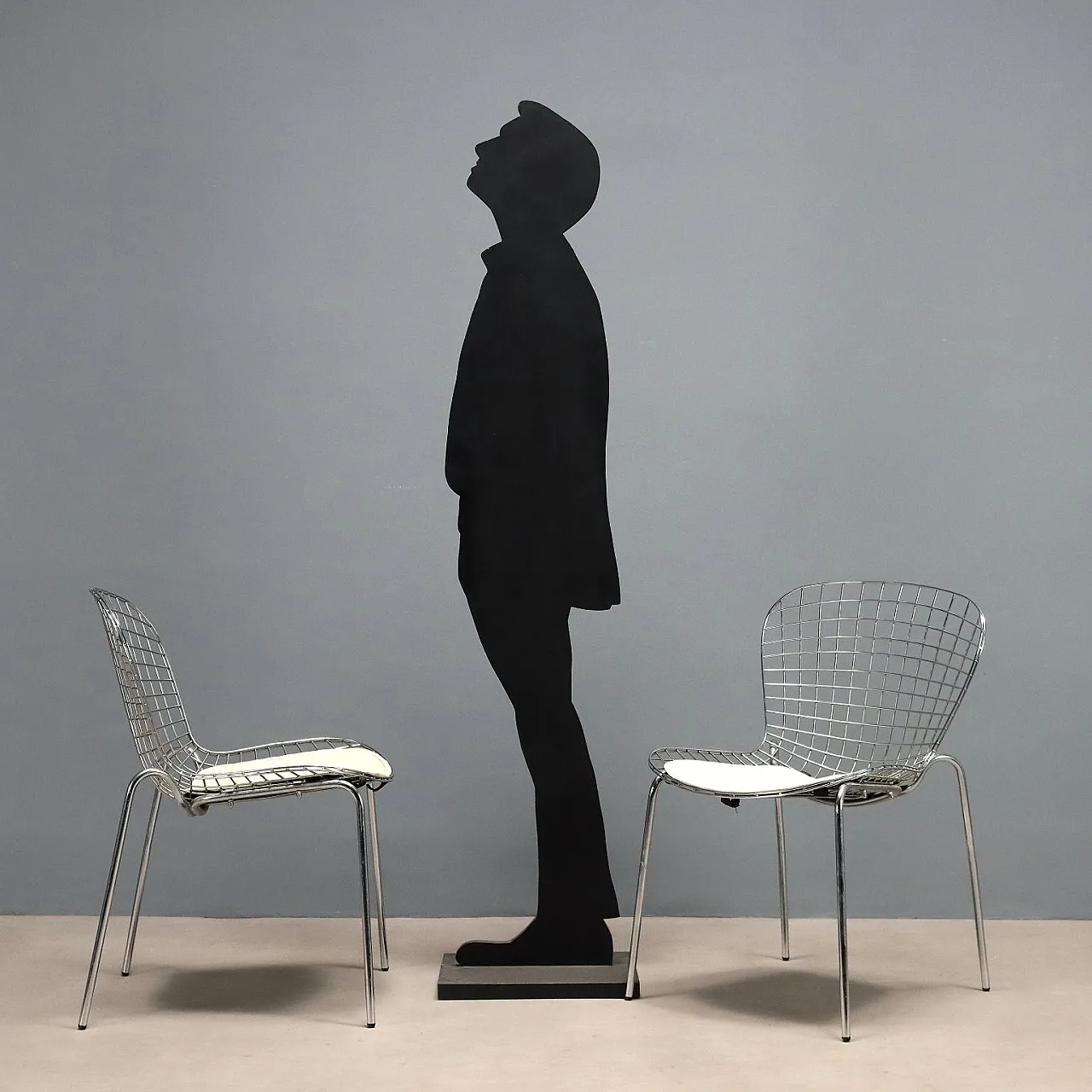 10 Chunky metal chairs with original cushions, 20th century 3