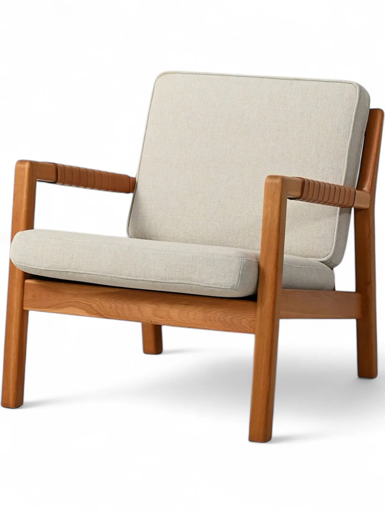 “Studio” model armchair, designed by Carl-Gustav Hiort af Ornäs 12