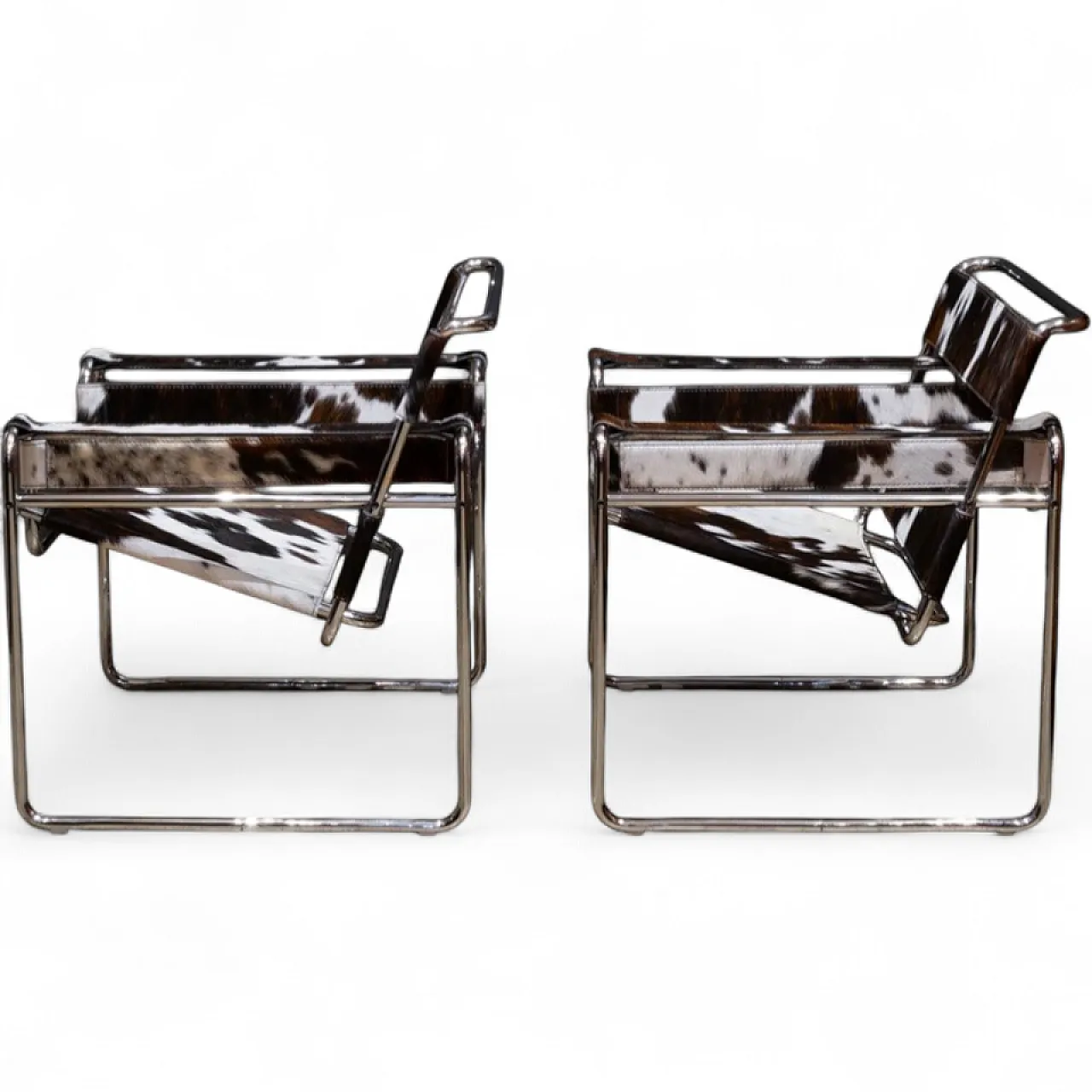 Pair of B3 Wassily armchairsin fur by Knoll, 2000s 13