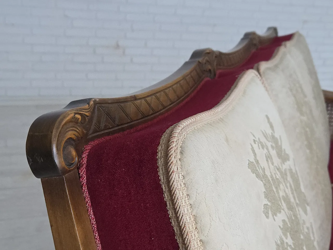 Danish 3-seater sofa, red velour, mesh, 1930s 7