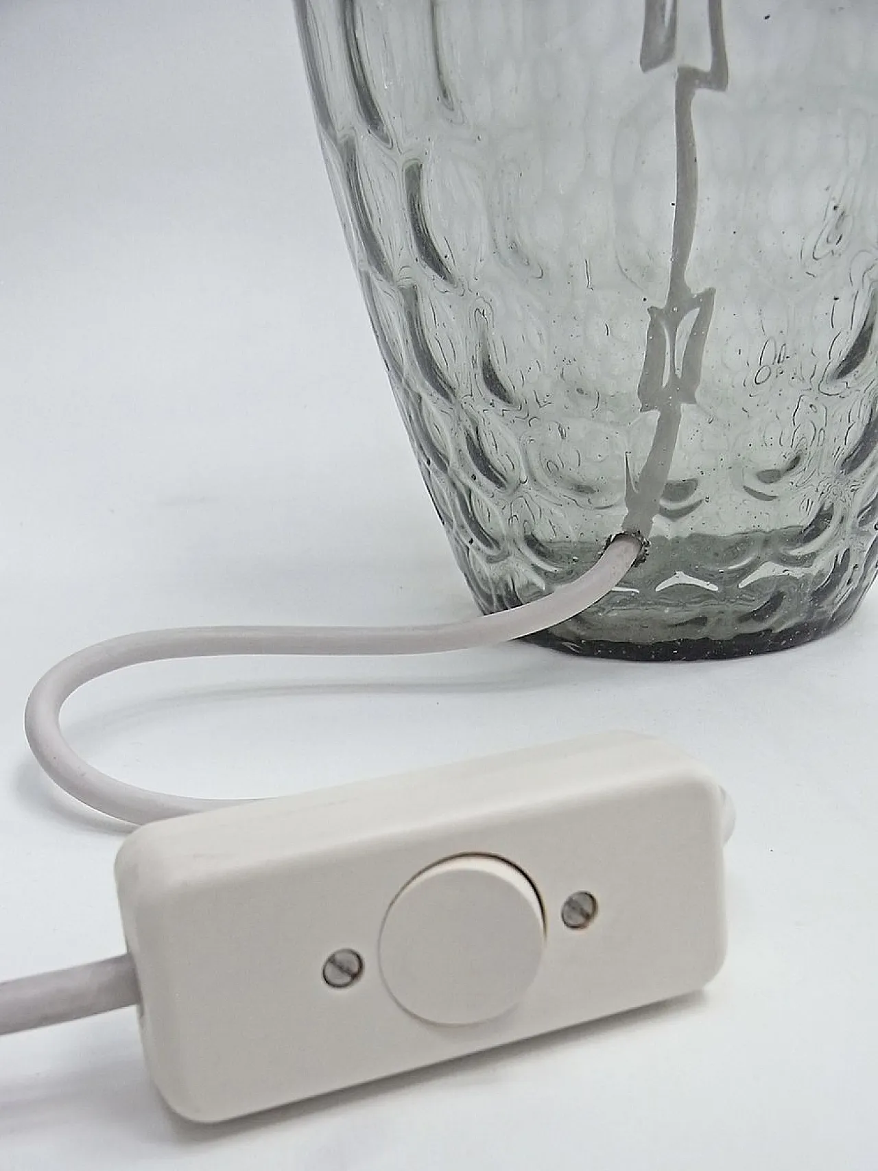 Lampada da tavolo Romana in vetro fumé e cotone, anni '70 4