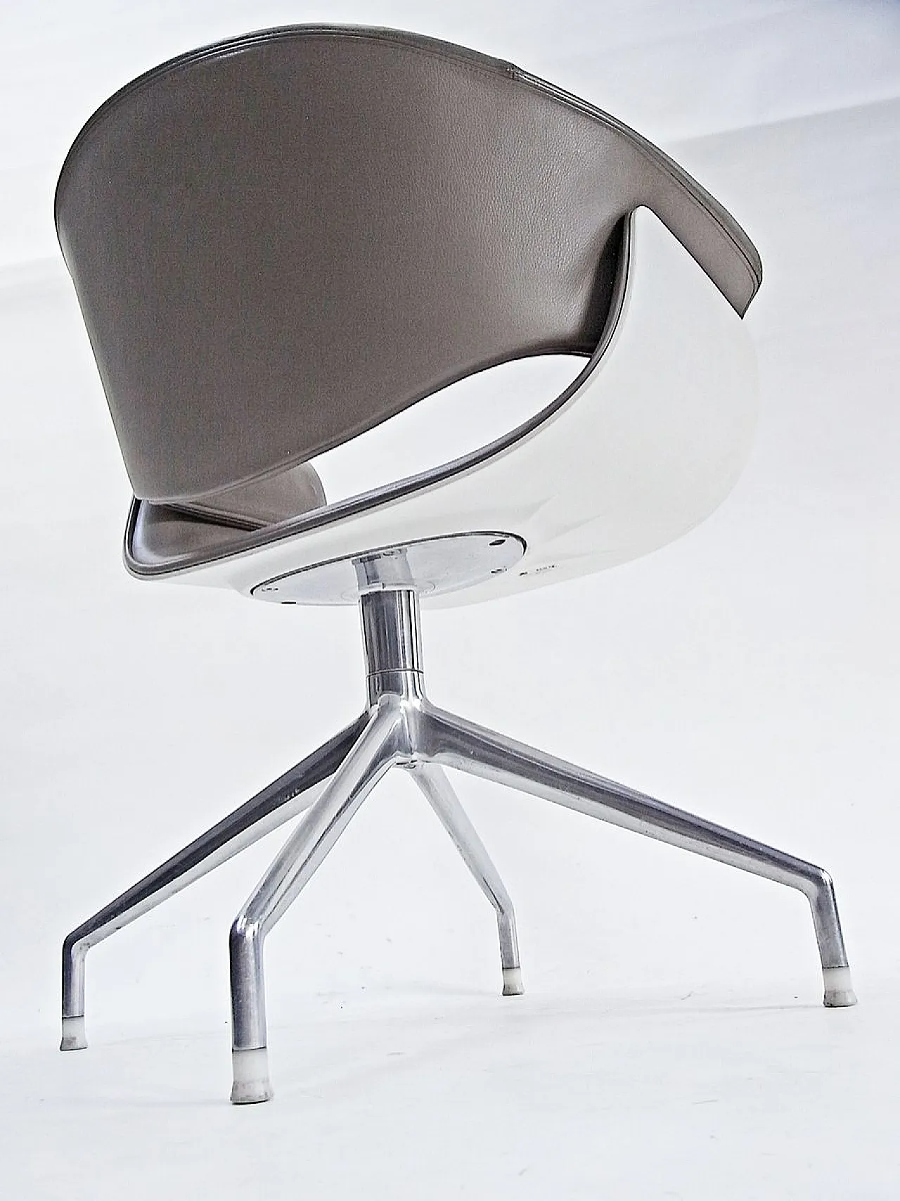 Pair of Sina Armchairs by Uwe Fischer for B&B Italia, 2004 9