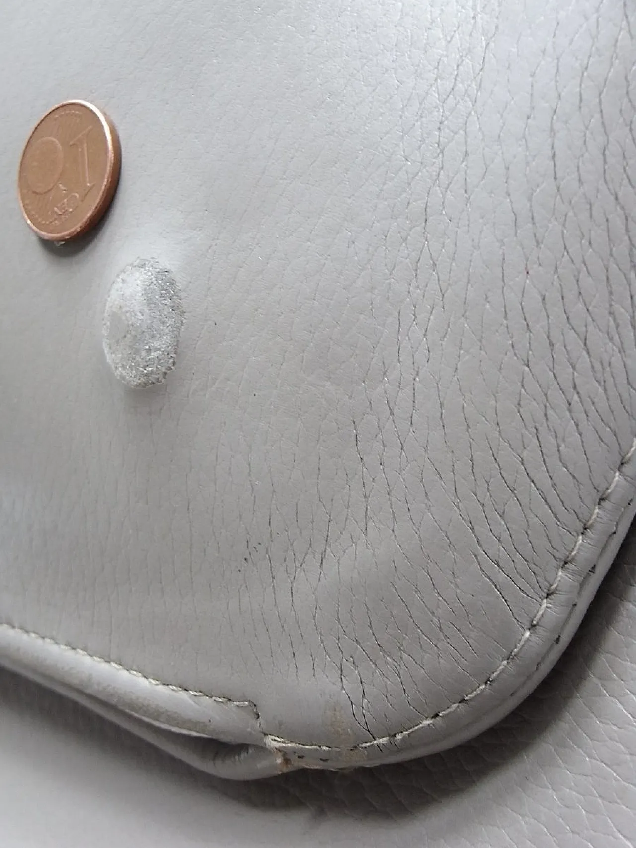 Pair of Sina Armchairs by Uwe Fischer for B&B Italia, 2004 12