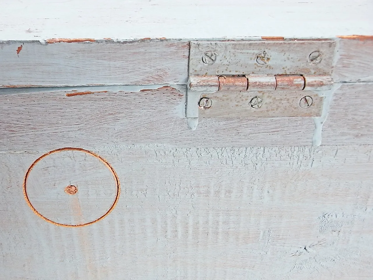 Blue trunk in softwood with cord handles, 20th century 14