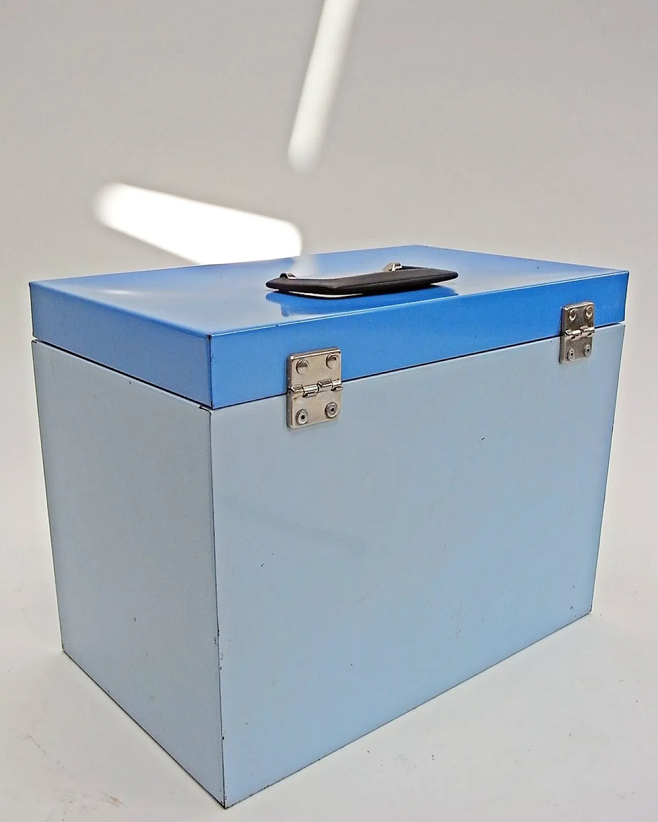 Blue document box in coloured metal sheet, 20th century 3