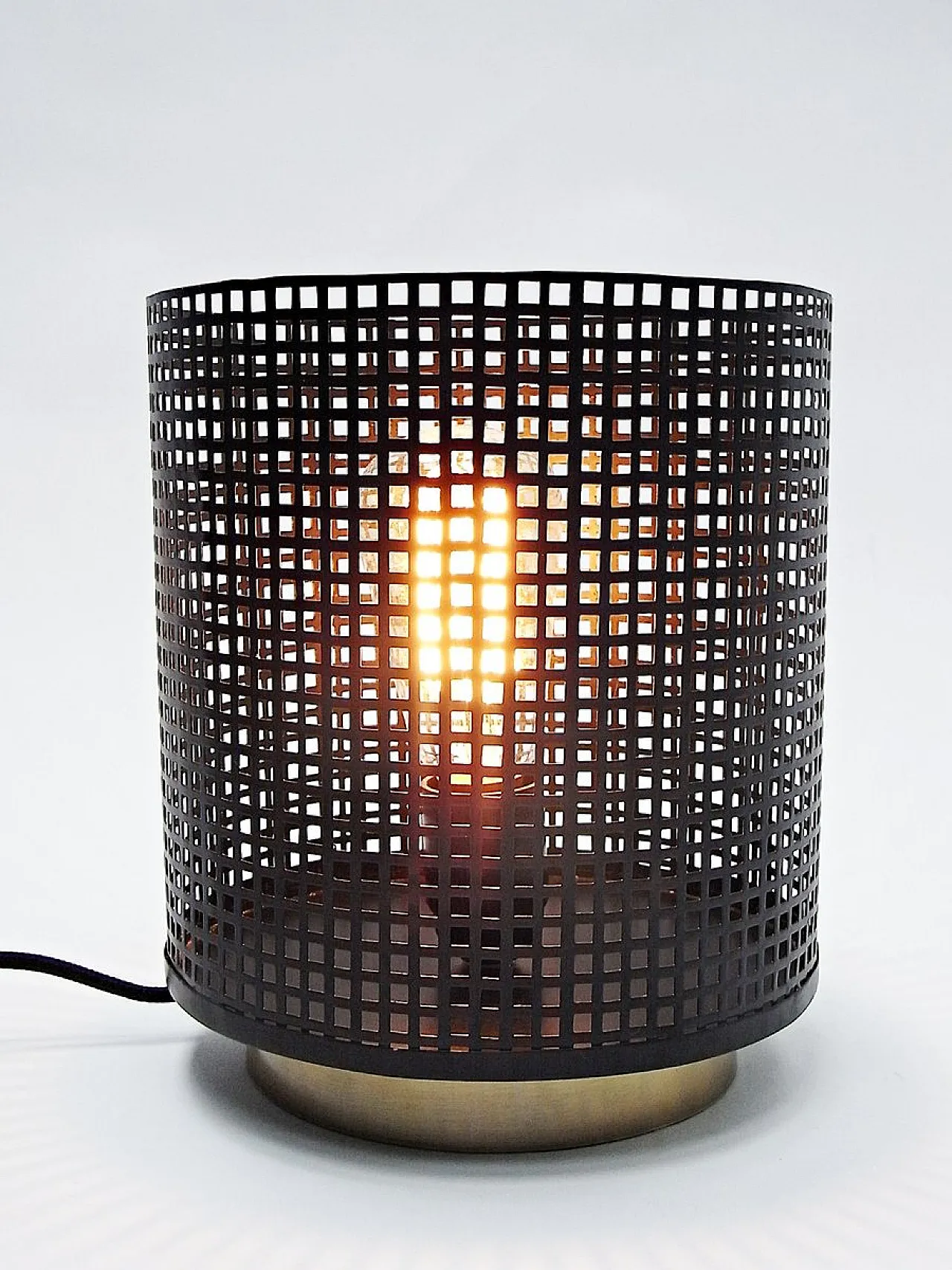 Lampada da tavolo in acciaio e ottone di Gunter Lambert, '900 1