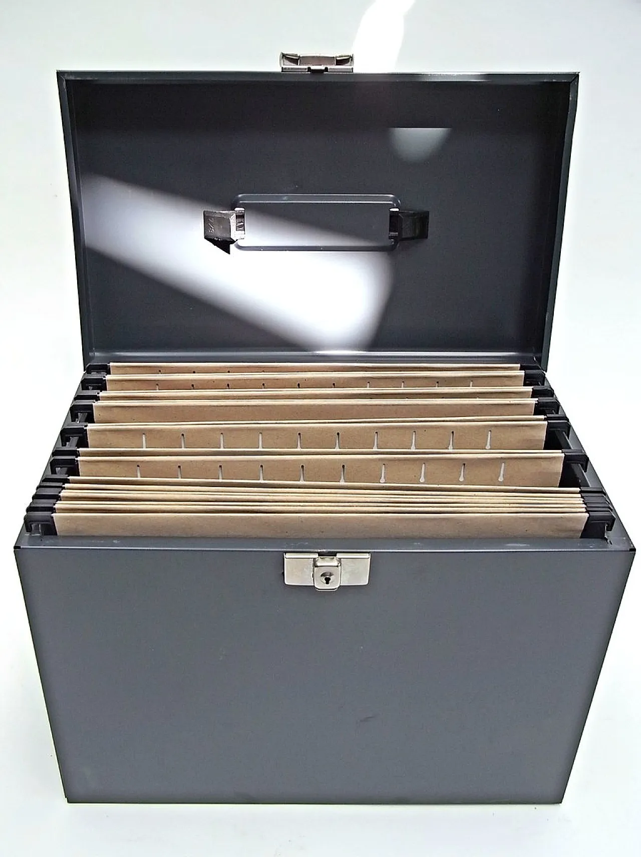 3 Document boxes in coloured metal sheet, 20th century 10