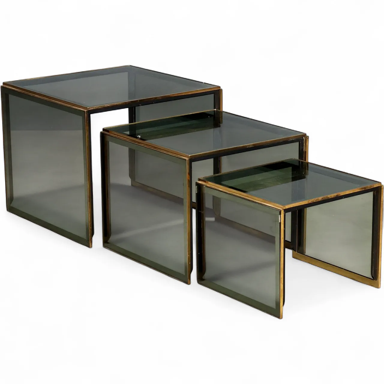 3 Tavolini con struttura in ottone, fianchi e top in vetro fumé, '900 8
