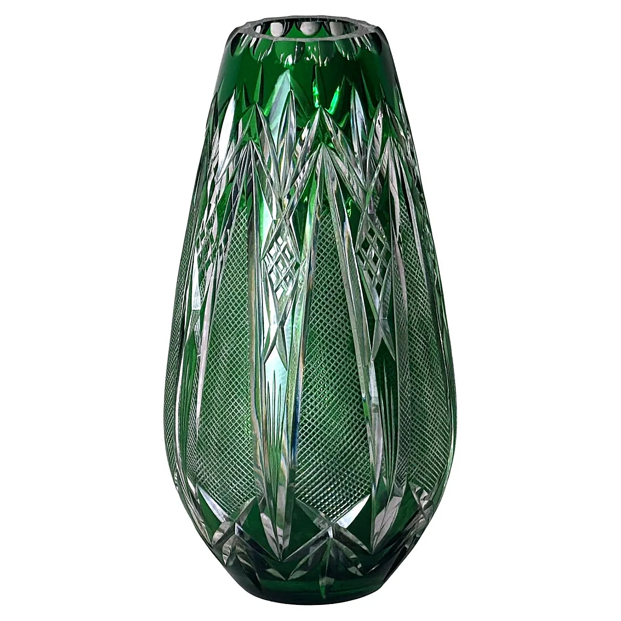 Bohemian Biedermeier style cut and polished crystal vase, 20th century 1