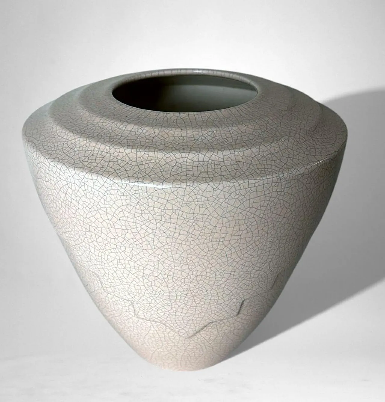 Art Deco white ceramic vase, Raku technique, 20th century 2