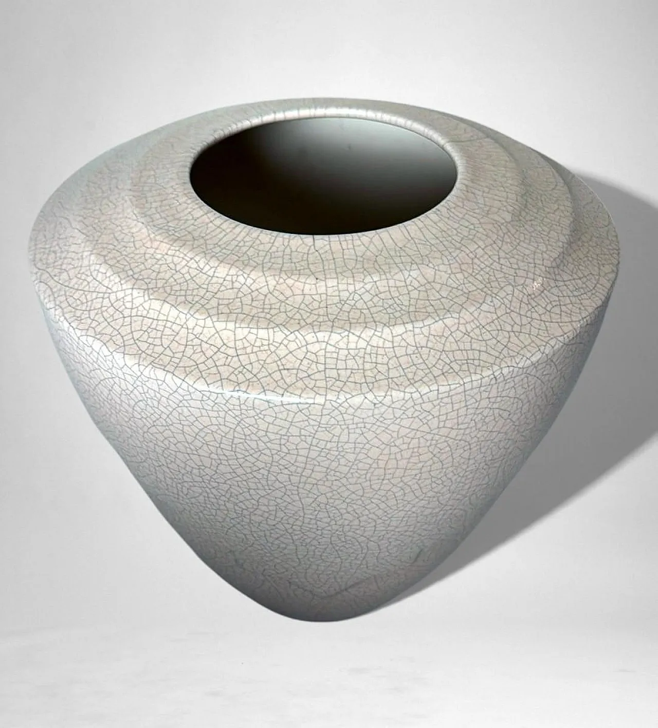 Art Deco white ceramic vase, Raku technique, 20th century 6