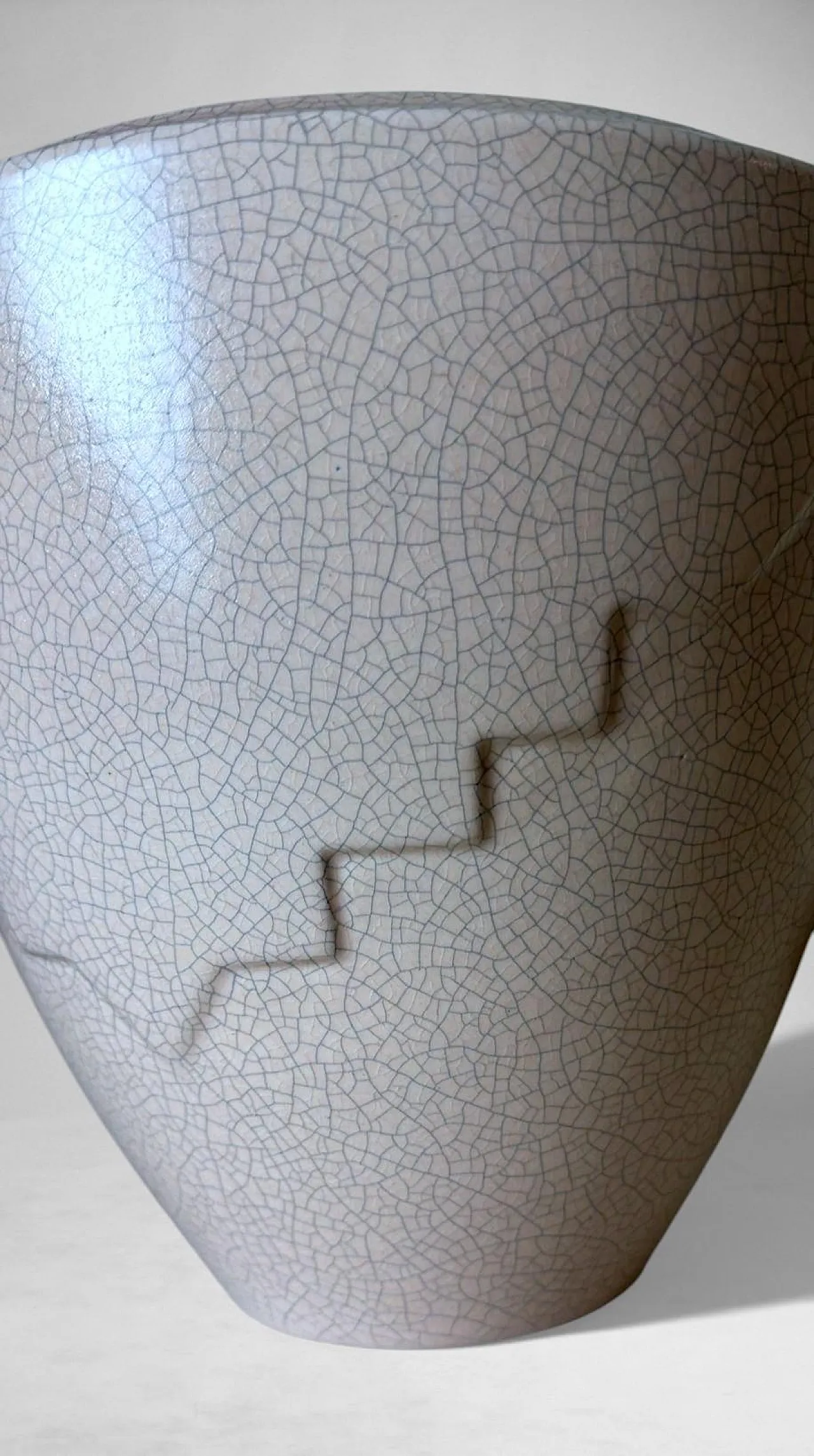 Art Deco white ceramic vase, Raku technique, 20th century 14