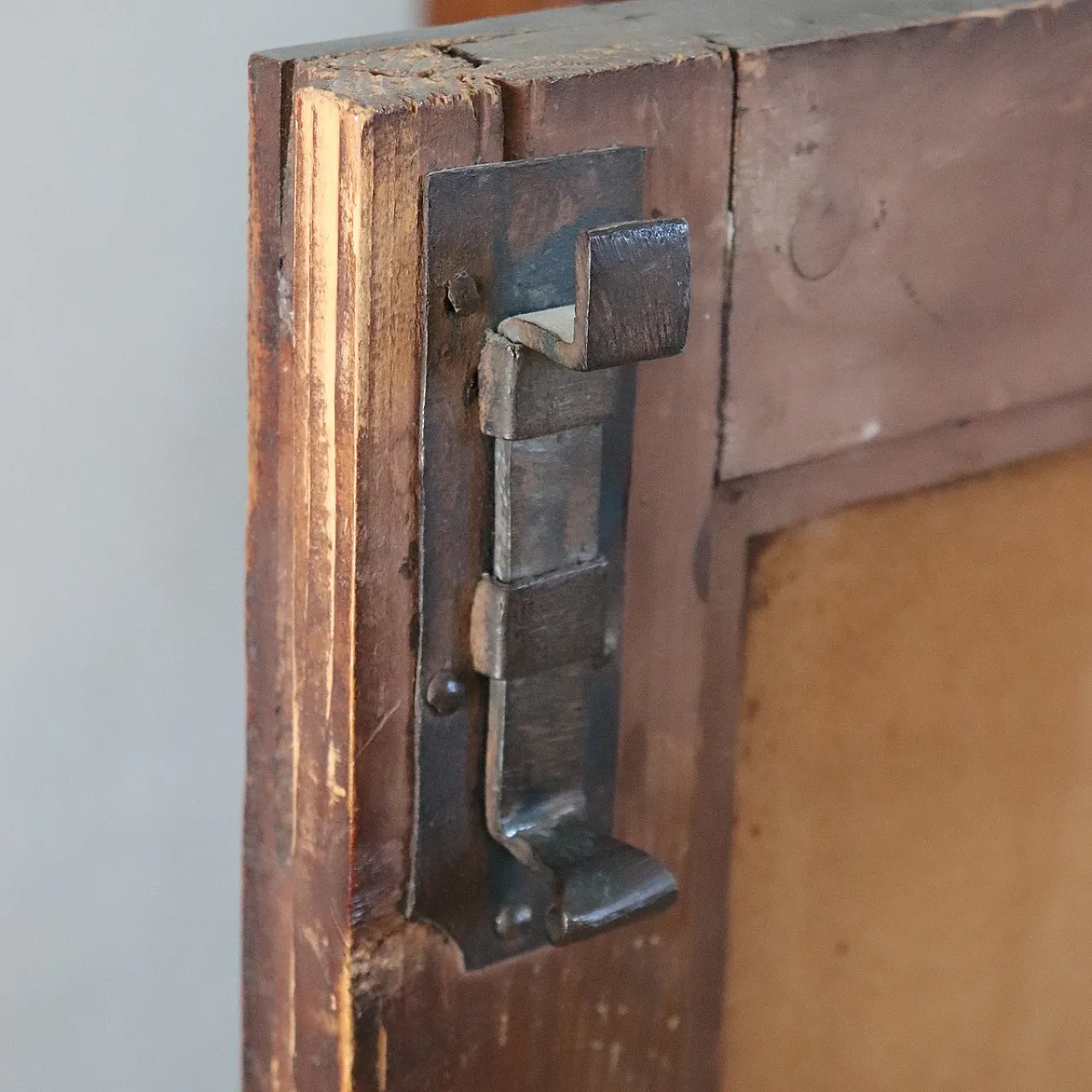 Wardrobe in solid walnut with marble top, 19th century 12
