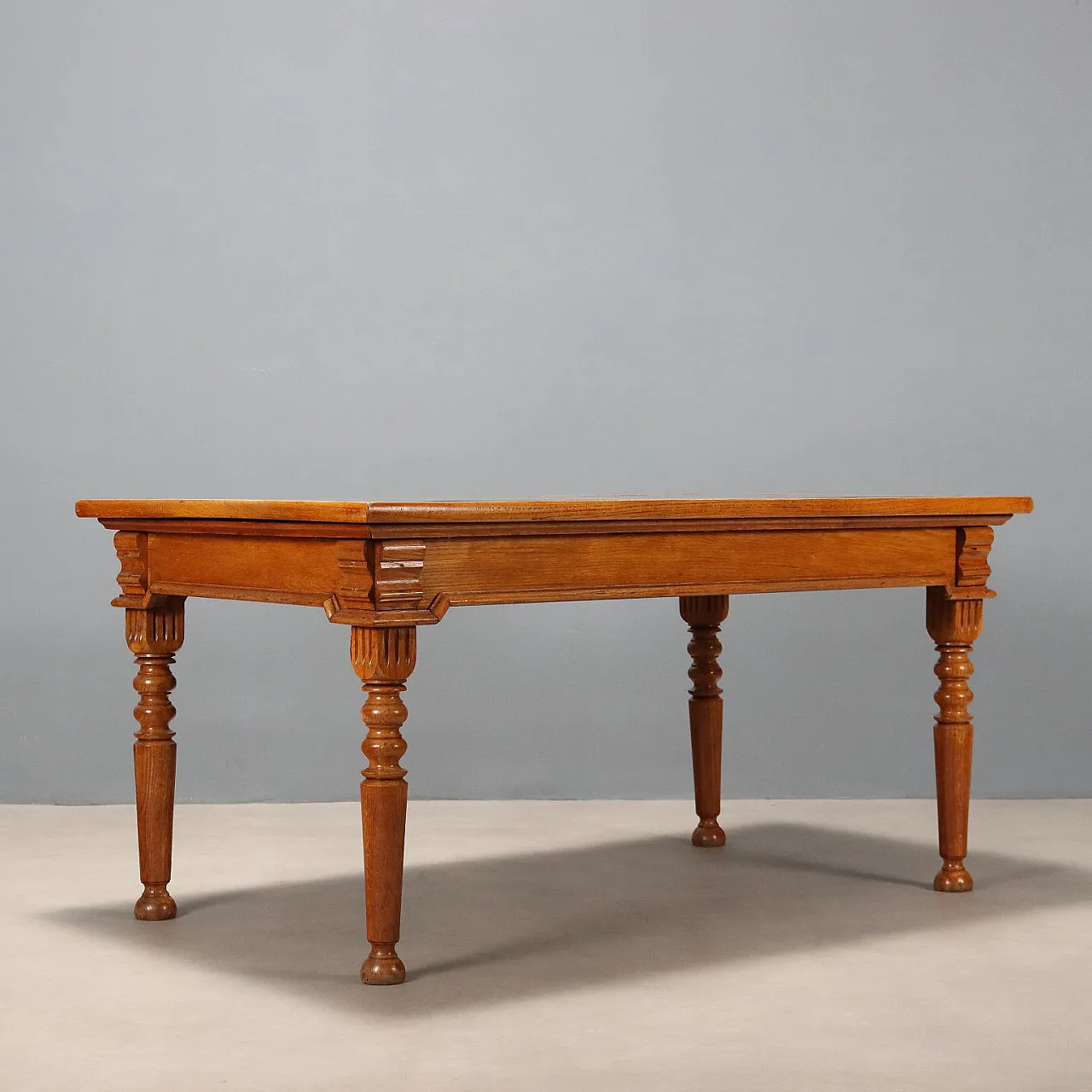 Scrivania in rovere con inserto in formica nera sul piano, primo '900 9