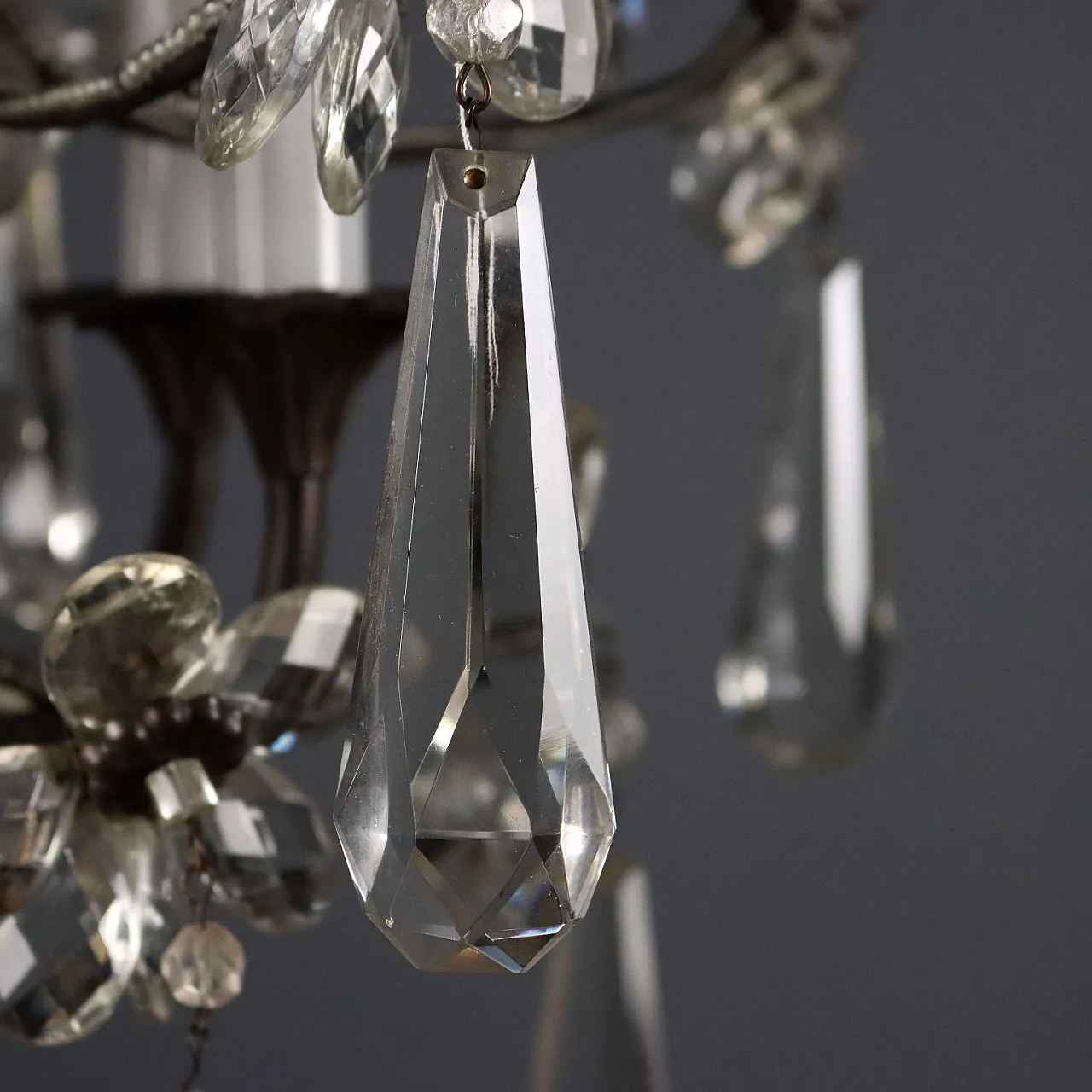 Lampadario con struttura in metallo e vetro trasparente, fine '800 7