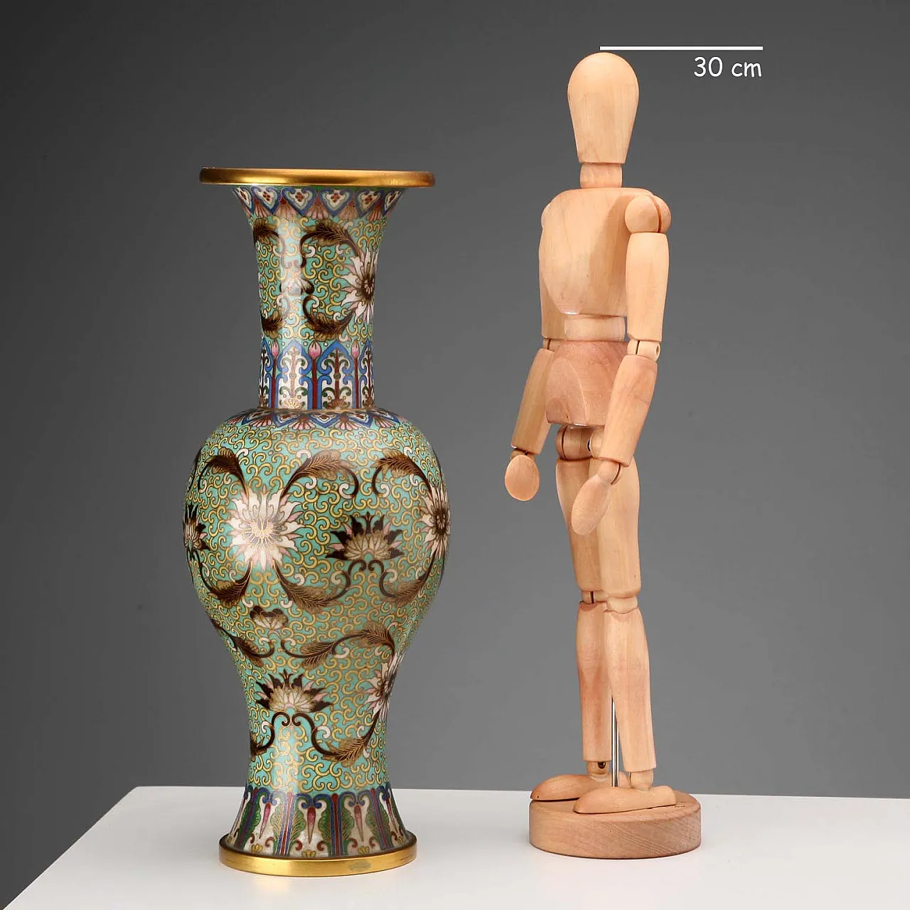 Vaso in bronzo con smalti policromi con la tecnica cloisonné, '900 2