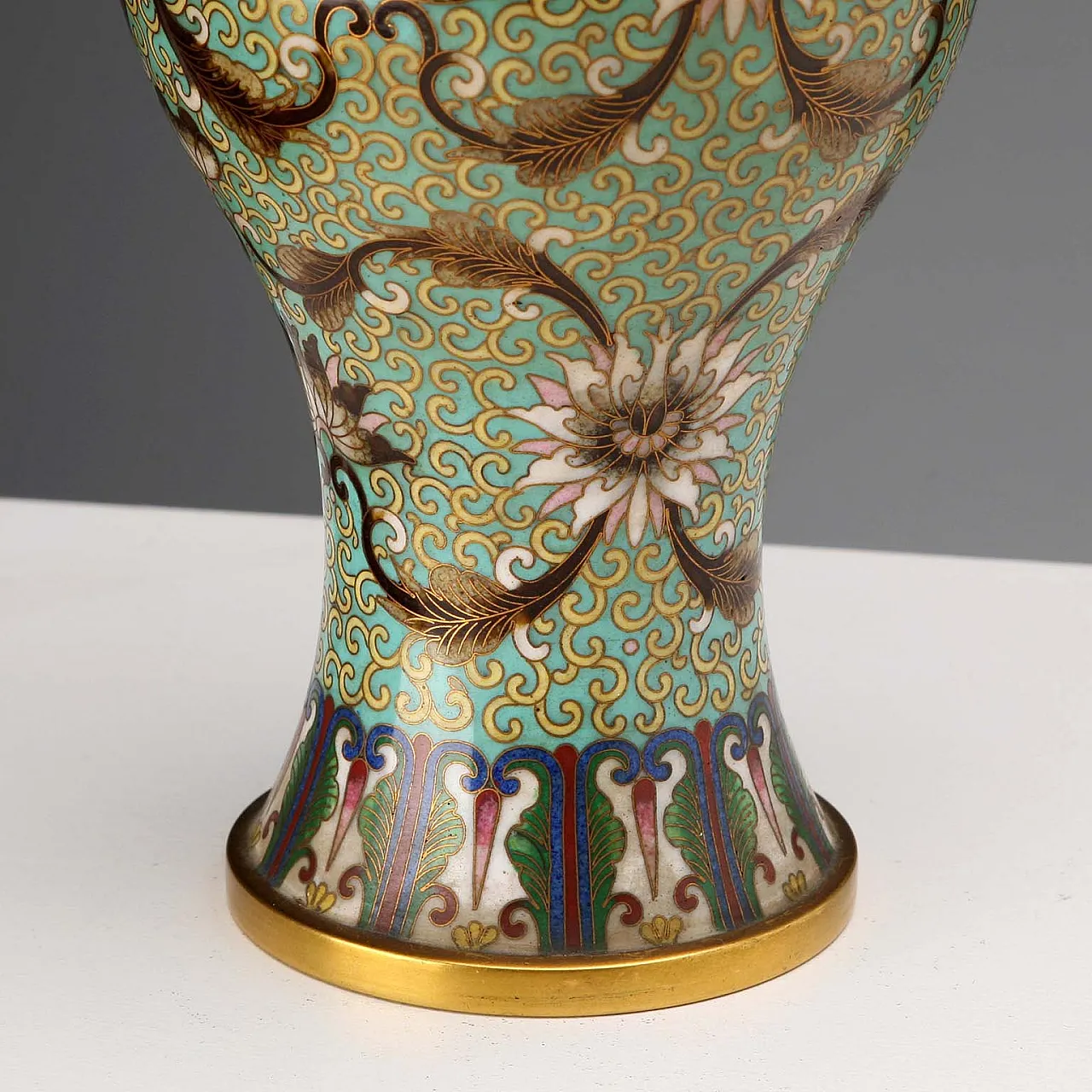 Vaso in bronzo con smalti policromi con la tecnica cloisonné, '900 4