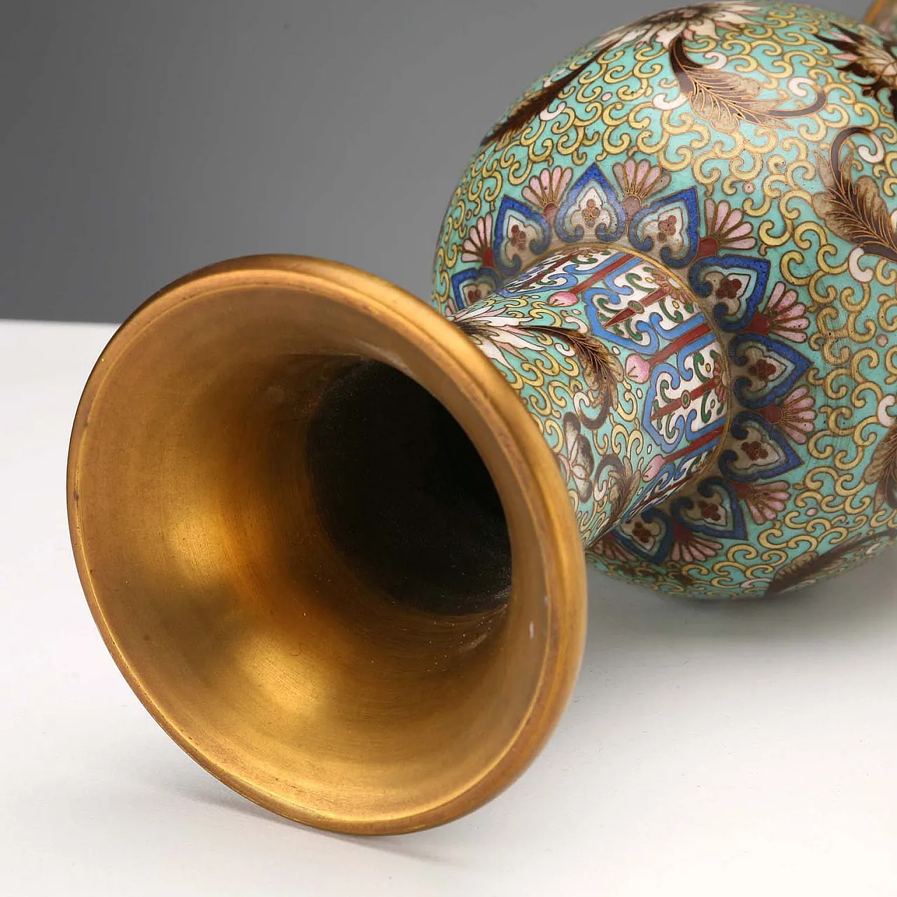 Vaso in bronzo con smalti policromi con la tecnica cloisonné, '900 6