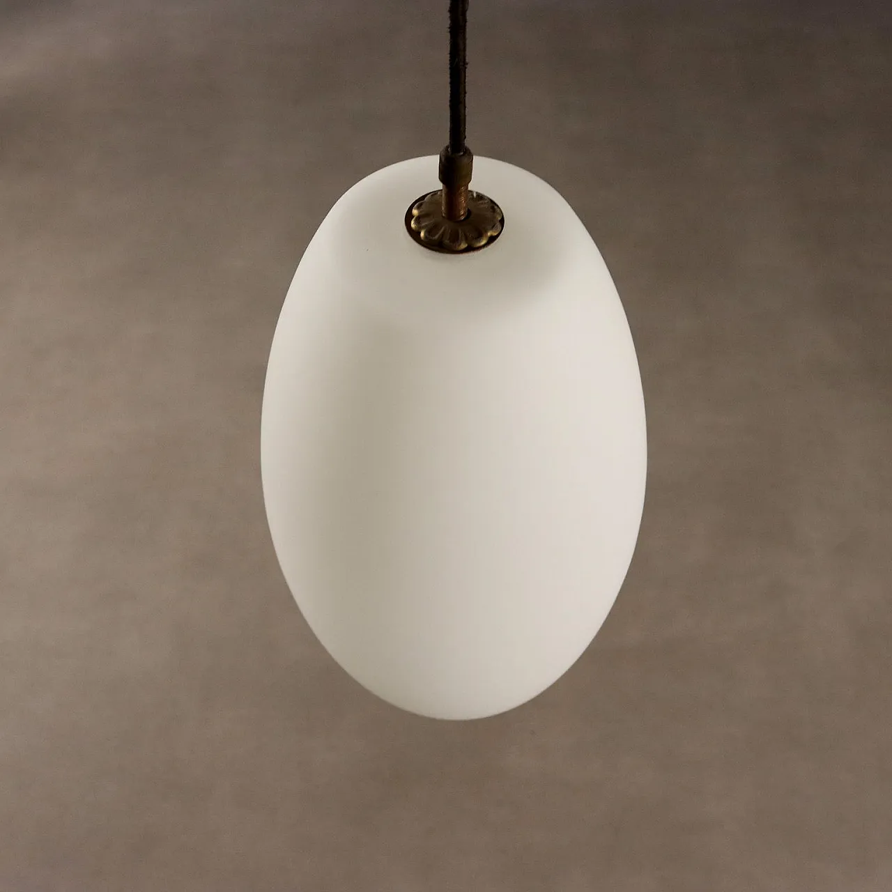 Plafoniera con diffusore in vetro opalino, '900 6