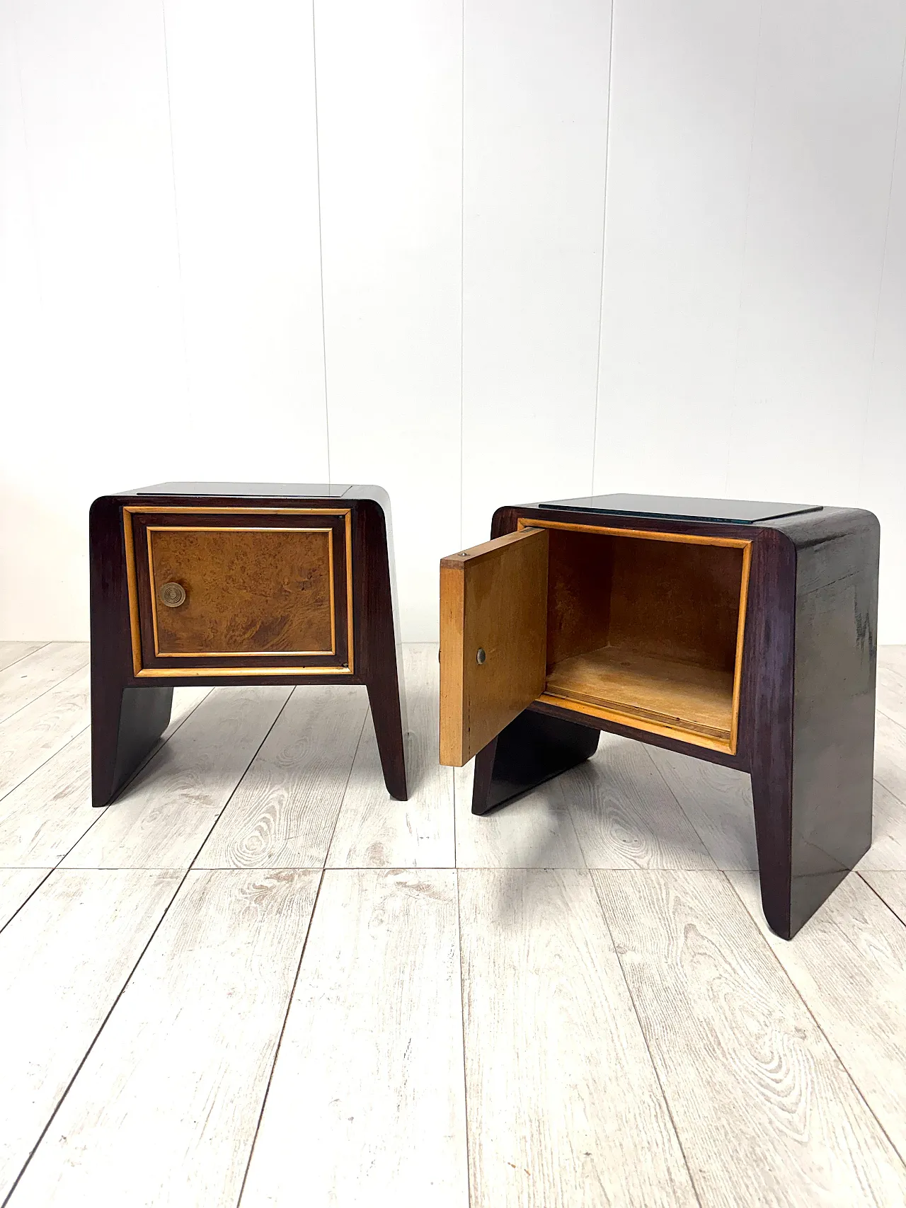 Pair of Paolo Buffa-style bedside tables, 1950s 11