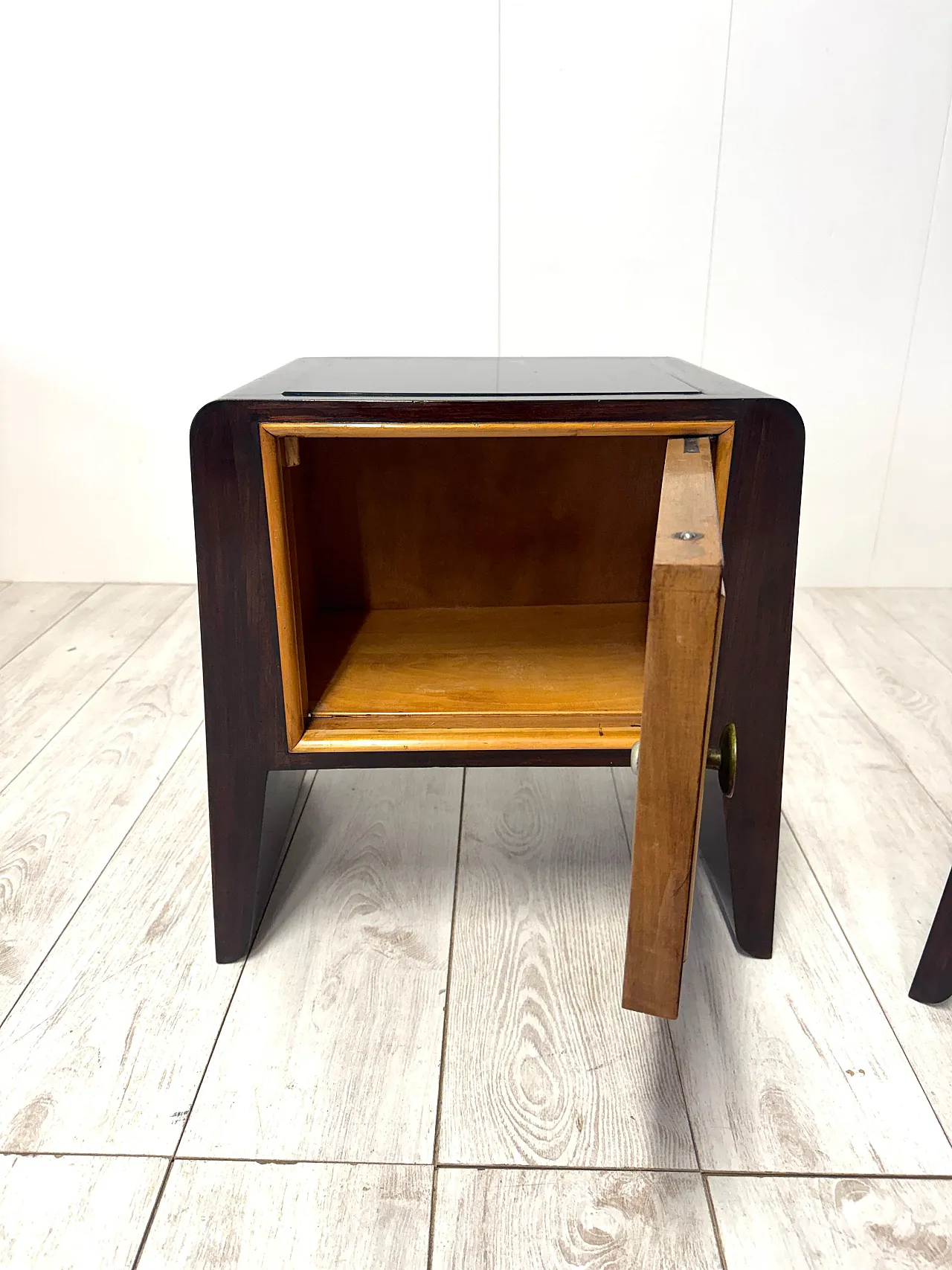 Pair of Paolo Buffa-style bedside tables, 1950s 15