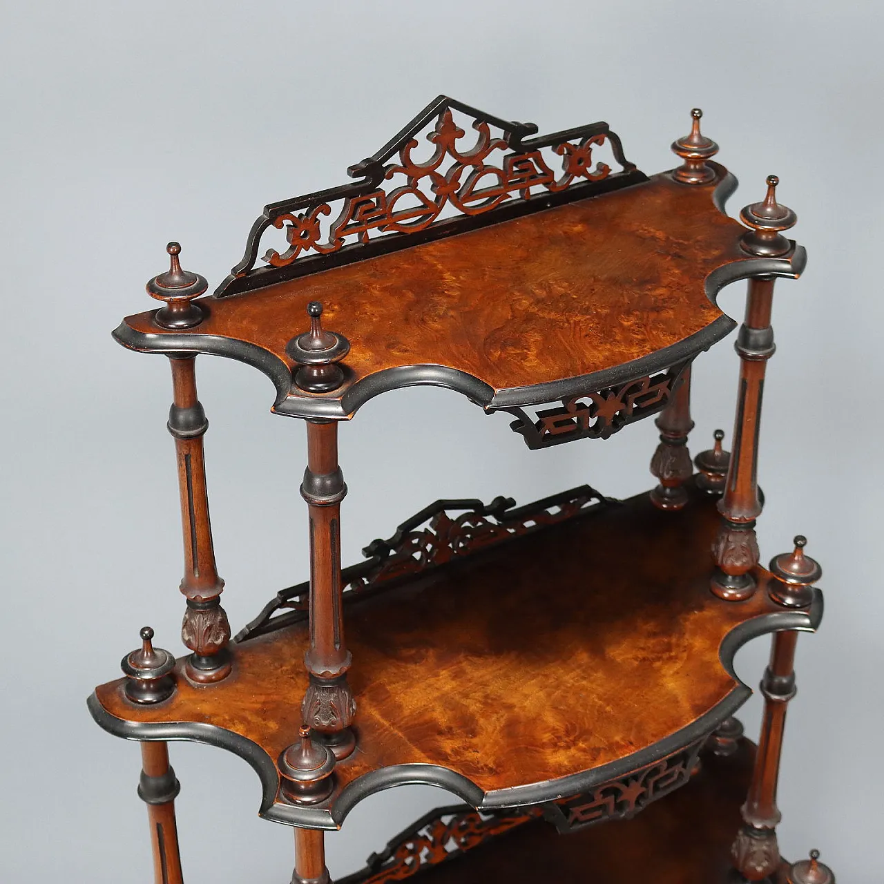 Etagere in walnut burl walnut baluster, 19th century 4