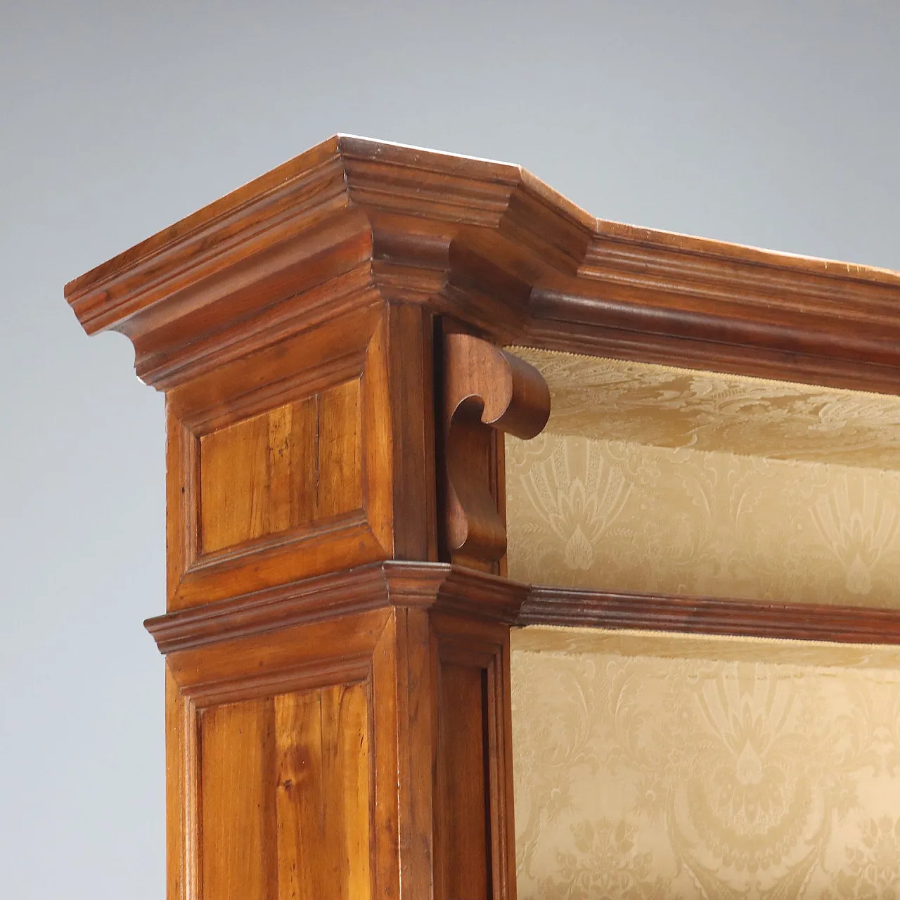 Cupboard in walnut with 6 drawers with upper part, 19th century 4