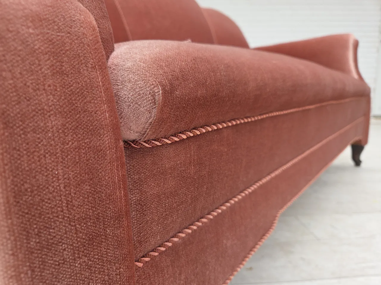 Danish 2-seater sofa, salmon pink velour, oak wood, 1950s 8