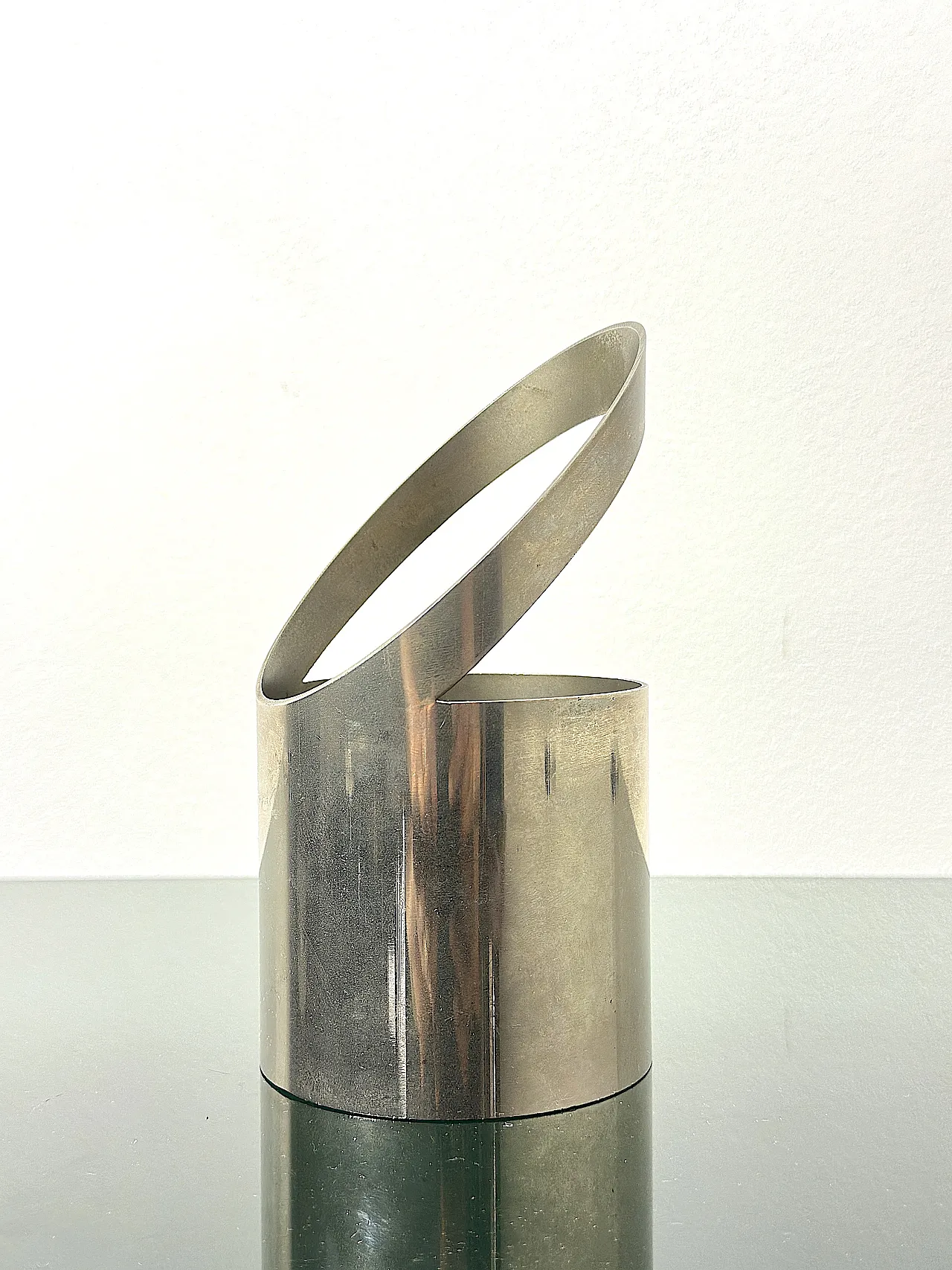 Modernist Vase-Pen Holder Design Paolo Gatti 1970s Made in Italy 3