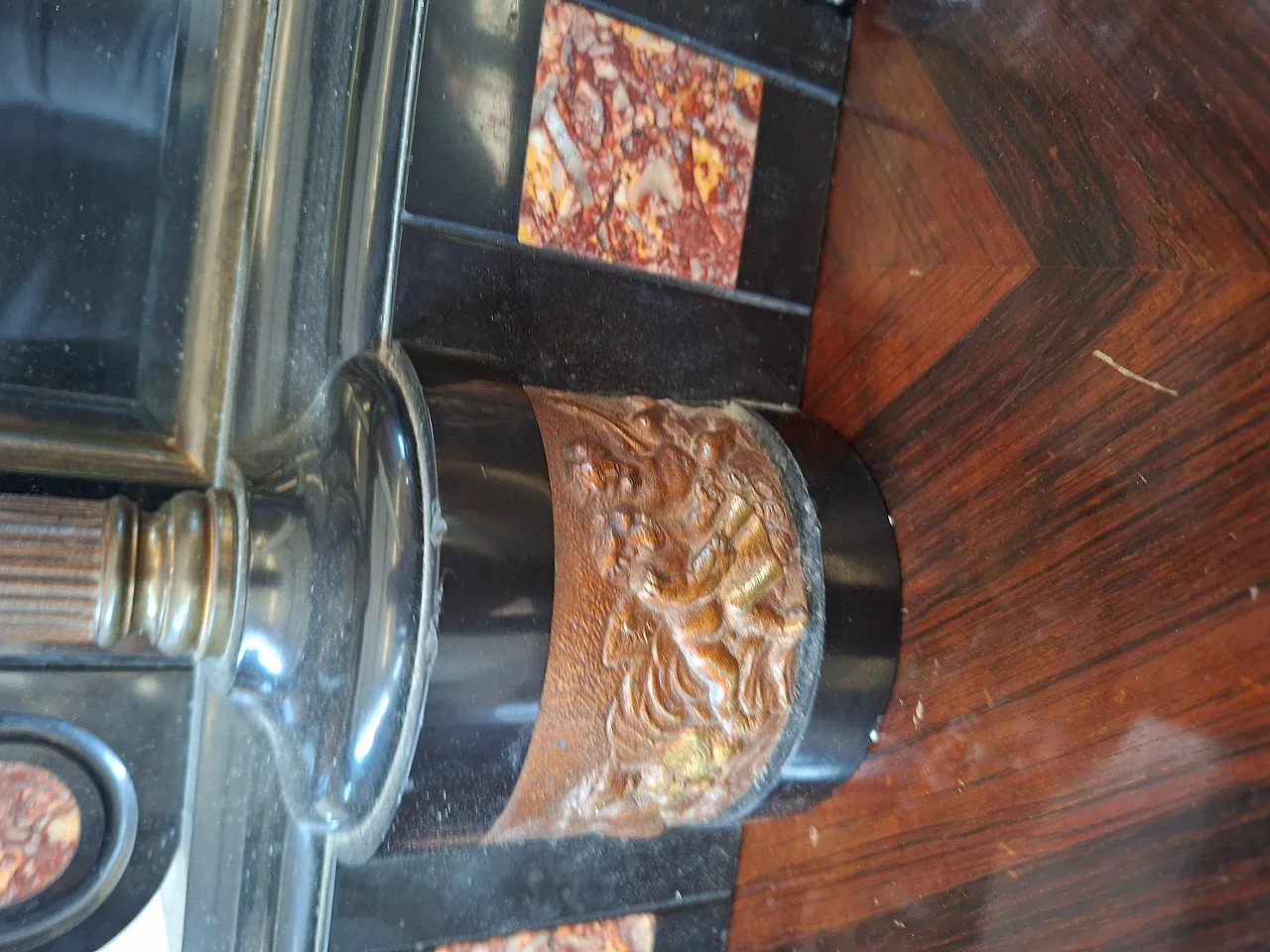 Napoleon table clock in black and red marble, late 19th century 7