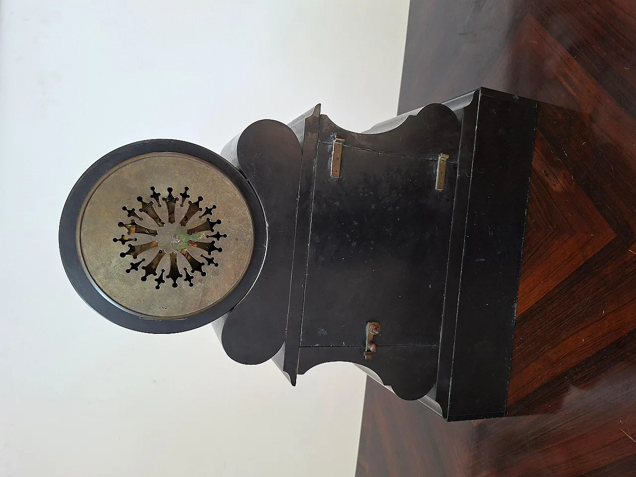 Napoleon table clock in black and red marble, late 19th century 9