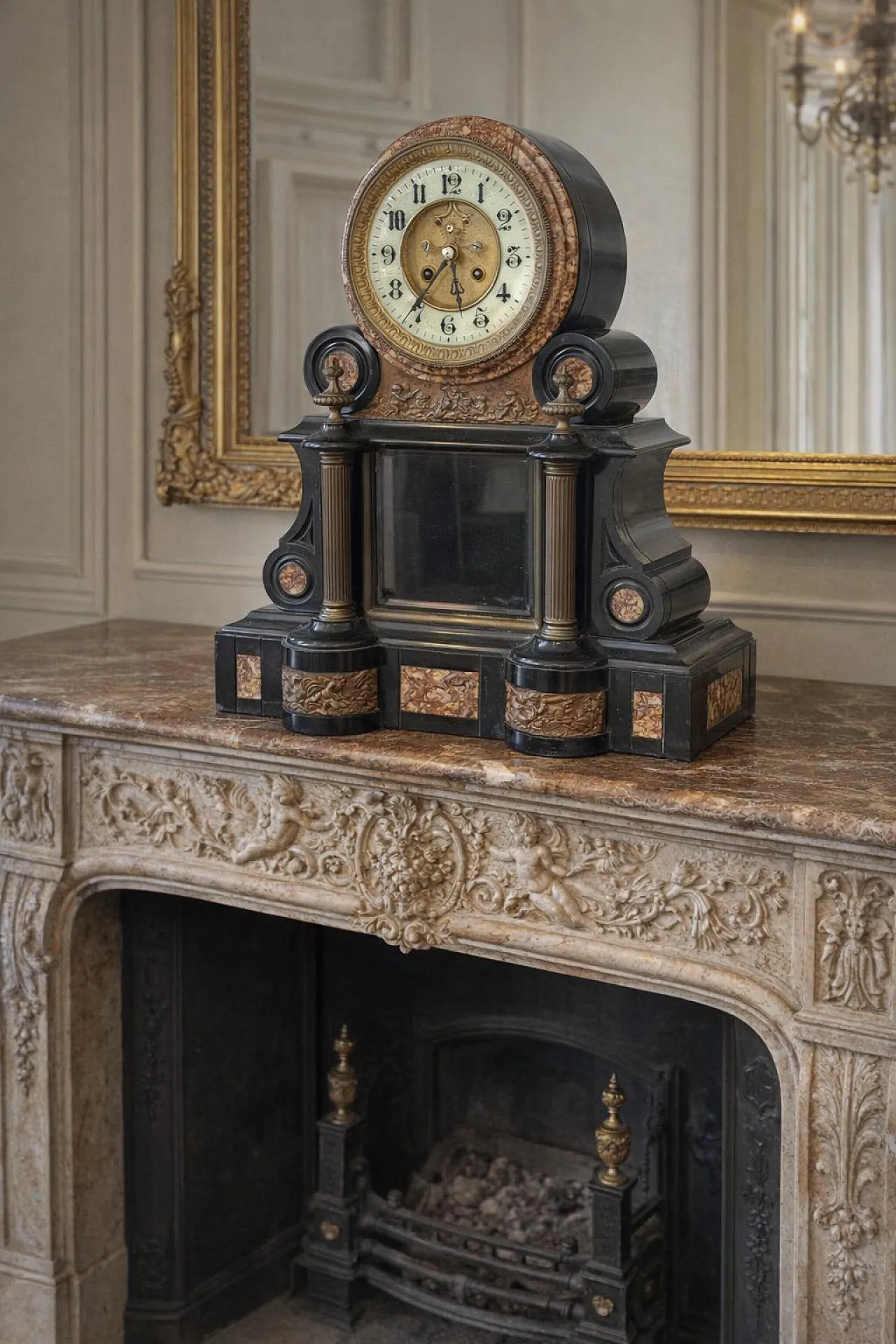 Napoleon table clock in black and red marble, late 19th century 15