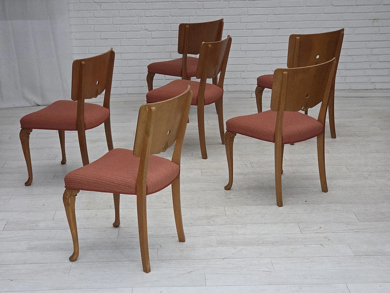 1950s, set of 6 Danish dining chairs, furniture wool, solid oak wood. 2