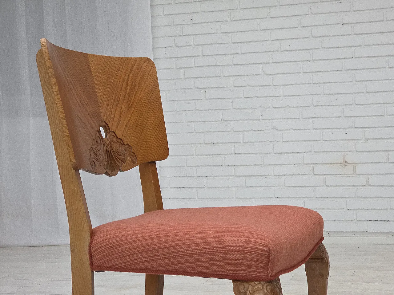 1950s, set of 6 Danish dining chairs, furniture wool, solid oak wood. 10