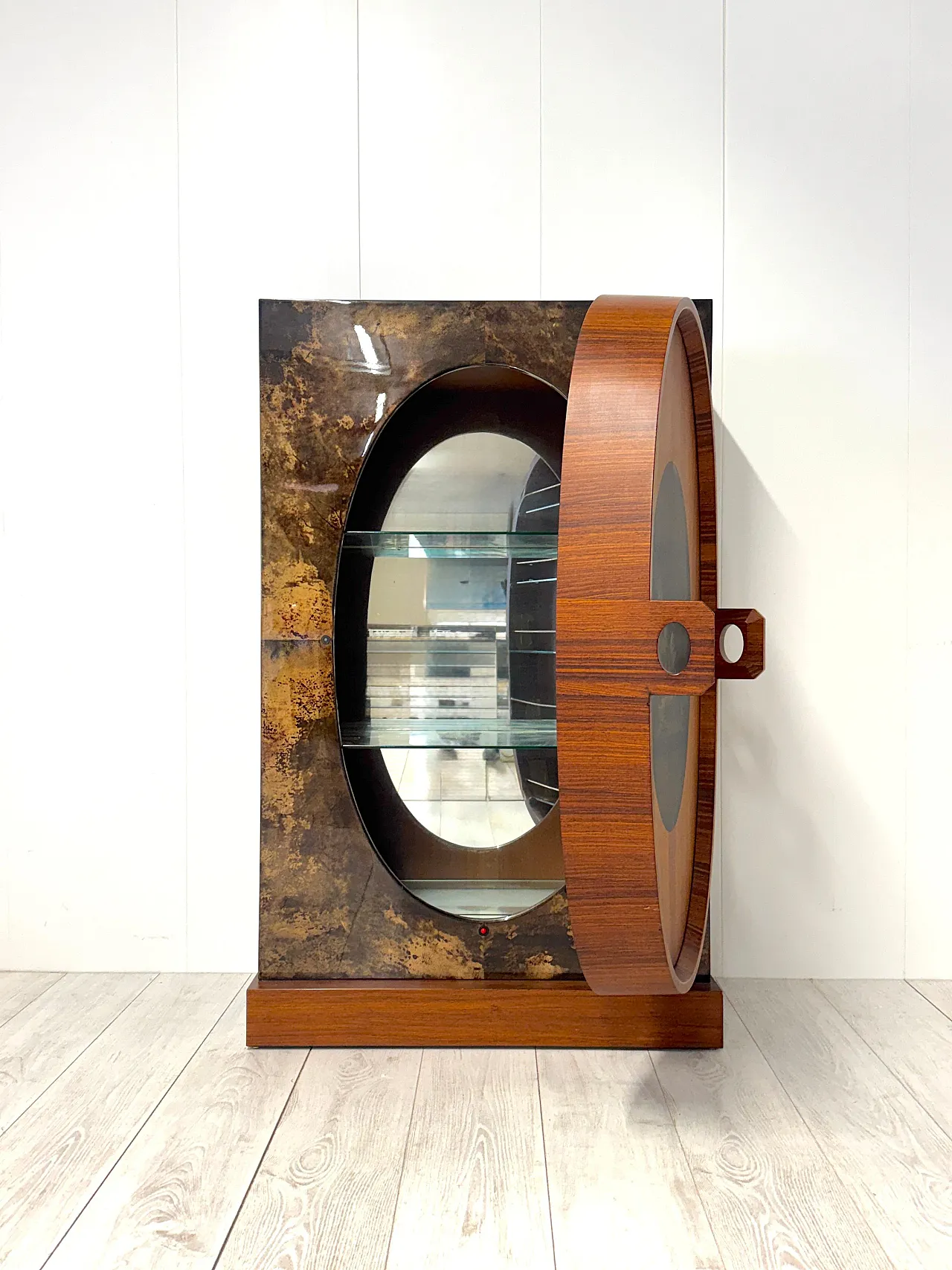 Aldo Tura, Particolare mobile bar, anni '50 9